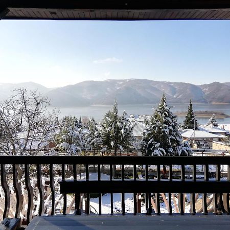 Trifon Zarezan Family Hotel Glavatartsi Eksteriør bilde