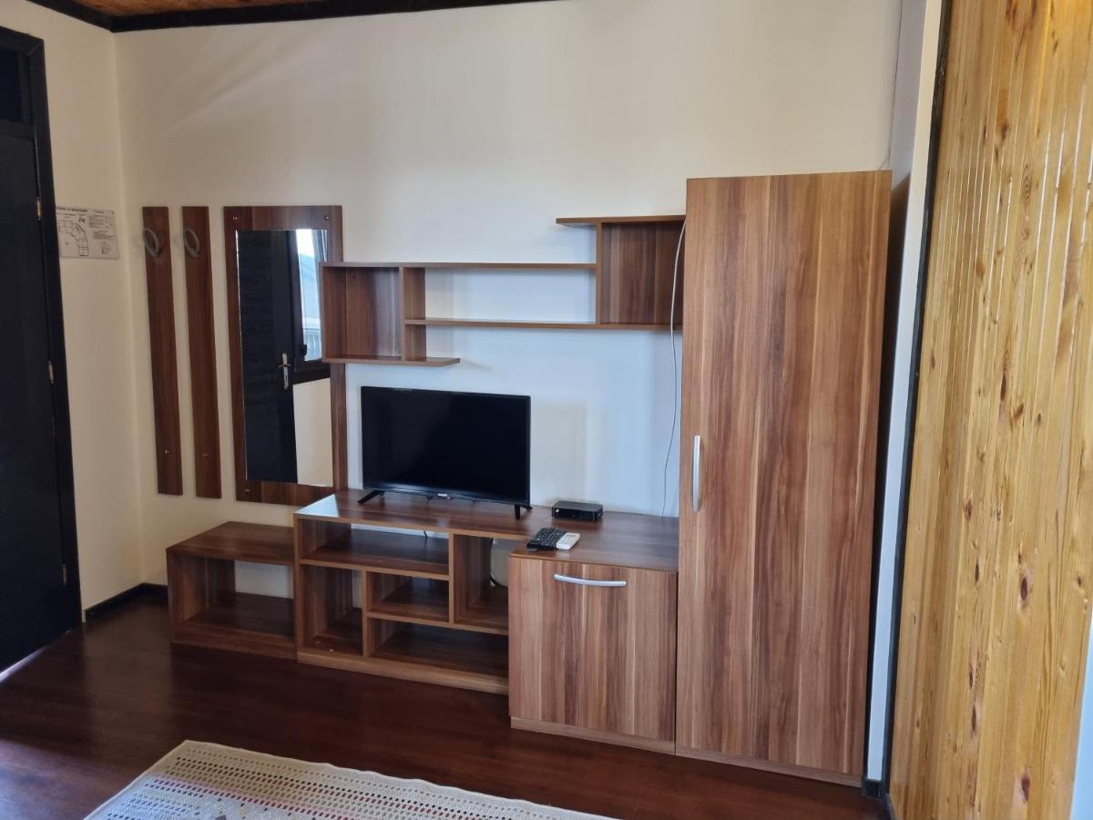 Trifon Zarezan Family Hotel Glavatartsi Eksteriør bilde