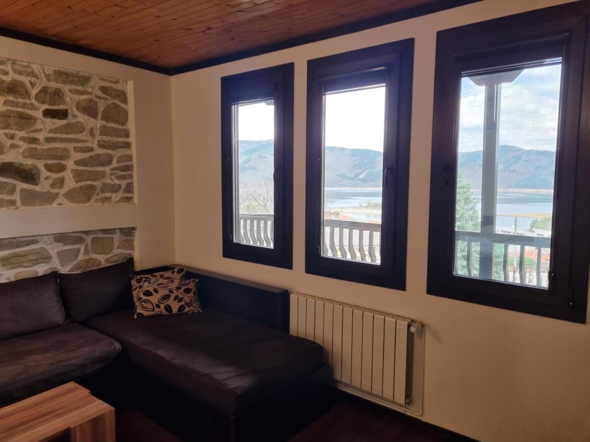 Trifon Zarezan Family Hotel Glavatartsi Eksteriør bilde