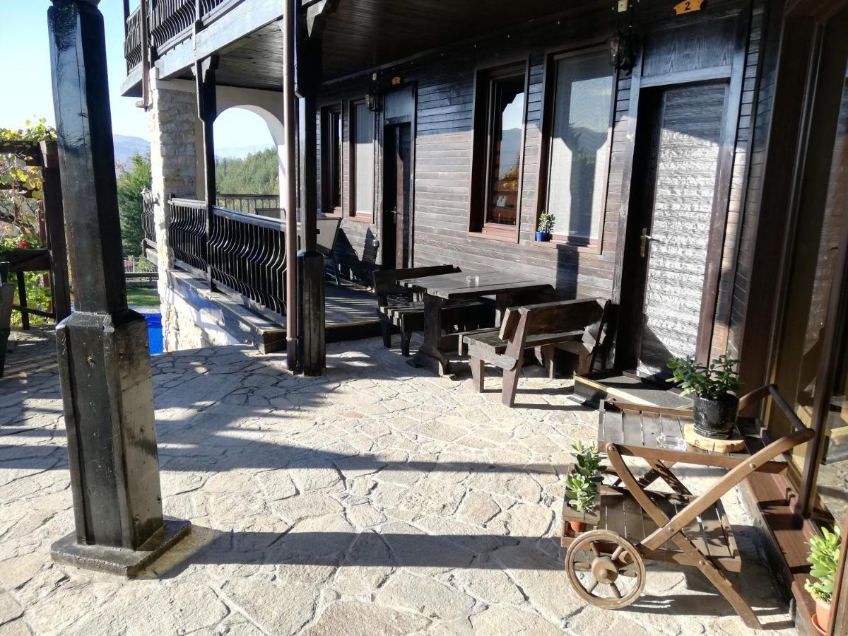 Trifon Zarezan Family Hotel Glavatartsi Eksteriør bilde