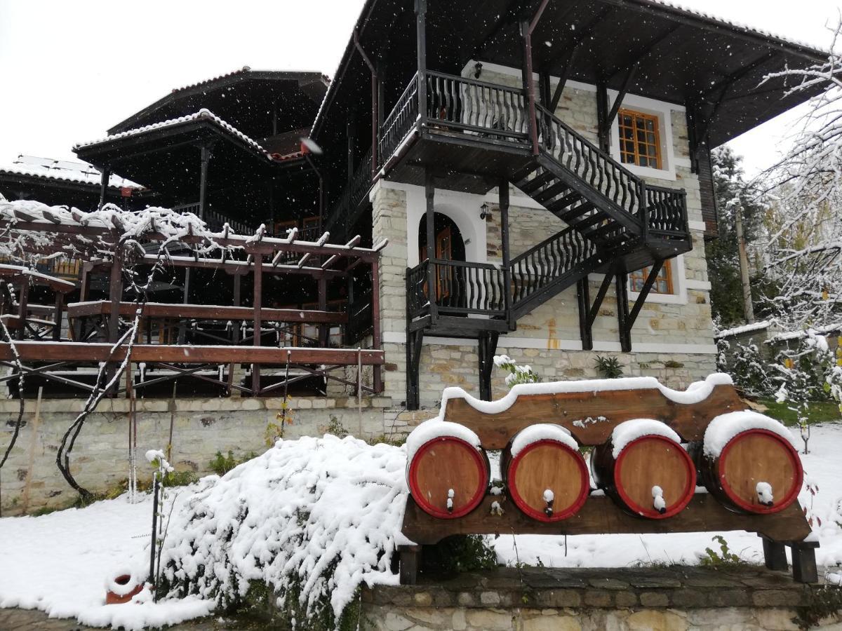 Trifon Zarezan Family Hotel Glavatartsi Eksteriør bilde